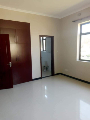 3-bedroom-standalone-house-for-rent-in-silverest-gardens-big-3