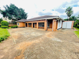 4-bedroomed-stand-alone-house-for-rent