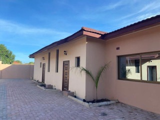 2-bedroom-flat-for-rent-in-foxdale