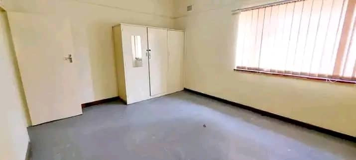 4-bedroom-house-for-rent-big-2