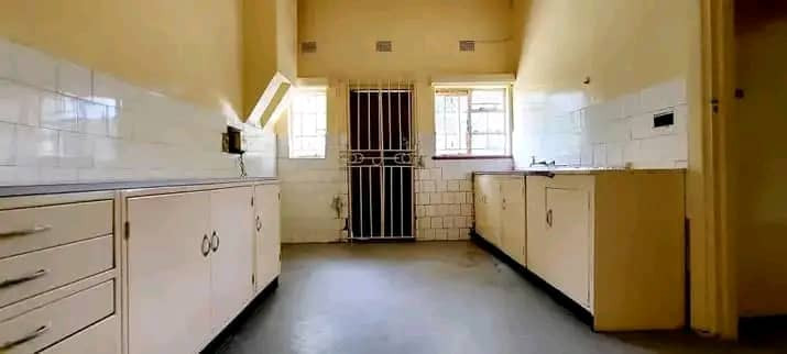 4-bedroom-house-for-rent-big-4