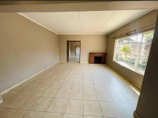 3-bedroom-stand-alone-house-for-rent-in-roma