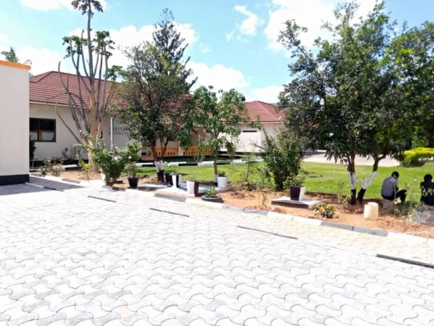 4-bedroom-commercial-property-for-rent-in-jesmondine-big-9