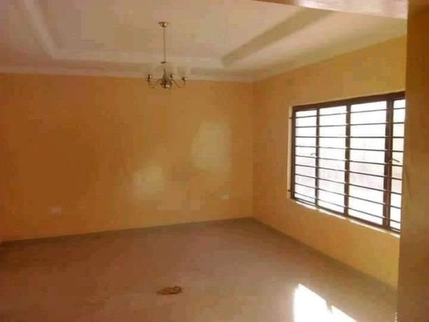 2-bedroom-flat-for-rent-in-chalala-big-2