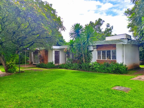 modern-house-with-swimming-pool-and-secure-property-big-2