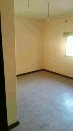 3-bedroom-flat-for-rent-in-roma-big-3