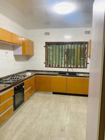 3-2-bedroom-flats-for-rent-in-ibex-meanwood-big-2