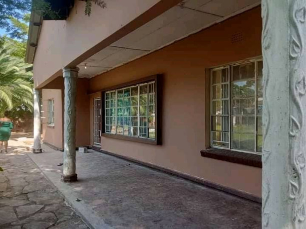 4-bedroom-stand-alone-for-rent-in-woodlands-big-2