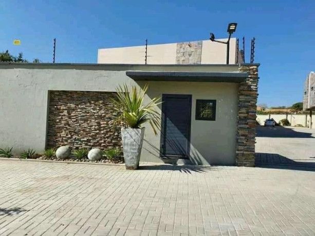 2-bedroom-flat-for-rent-in-longacres-big-7