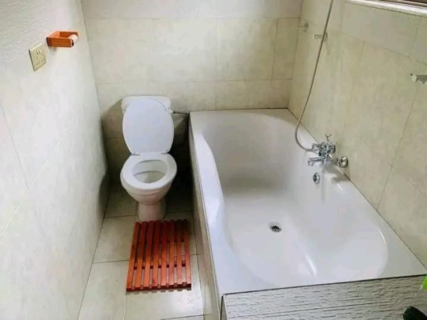 3-bedroom-house-for-rent-in-rhodespark-big-9