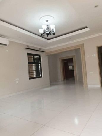 3-bedroom-flat-for-rent-in-ibex-meanwood-big-5