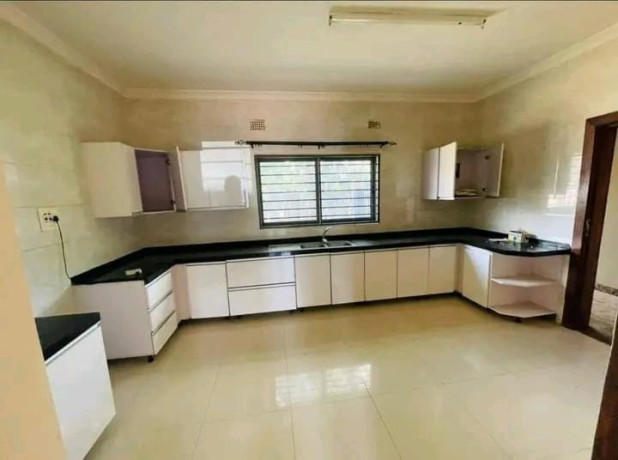 3-bedroom-flat-for-rent-in-ibex-meanwood-big-1