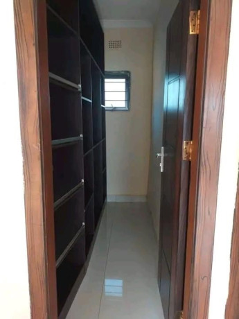 3-bedroom-flat-for-rent-in-ibex-meanwood-big-5