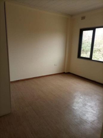 1-bedroom-flat-for-rent-in-kabulonga-big-5