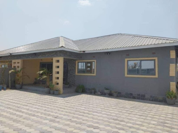 3-bedroom-semi-detached-flat-for-rent-in-silverest-big-0