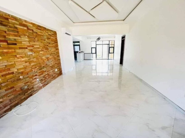 3-bedroom-house-for-rent-in-ibex-3rd-street-big-2