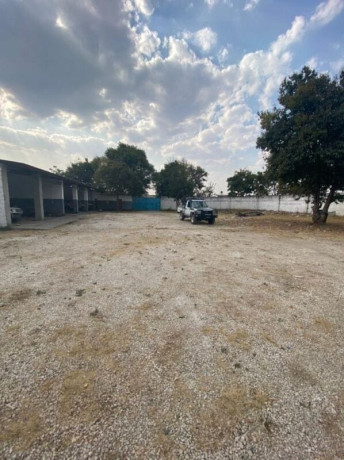 workshop-for-rent-in-lumumba-area-big-0