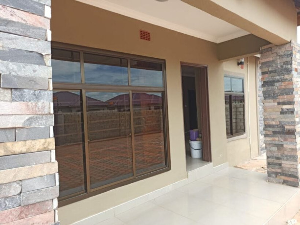 3-bedroom-stand-alone-in-lilayi-big-1