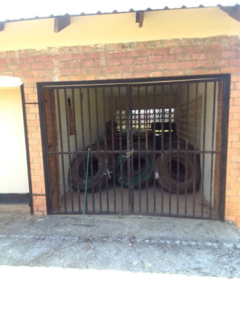 4-bedroom-for-rent-in-ibex-hill-big-6