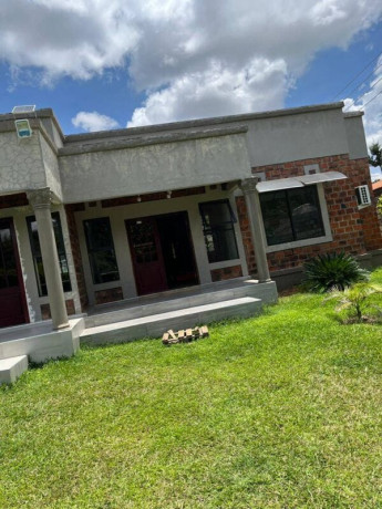 2-bedroom-flat-in-olympia-park-big-1