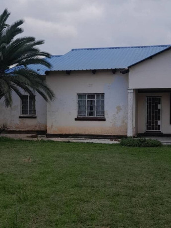 3-bedroom-stand-alone-in-woodlands-big-1