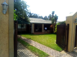 3-bedroom-flat-for-rent-in-kabulonga