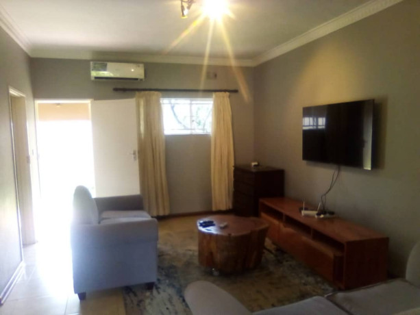 3-bedroom-flat-for-rent-in-kabulonga-big-1