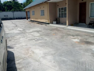 2-bedroom-flat-for-rent-in-roma