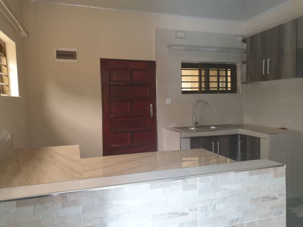 3-bedroom-house-for-rent-in-roma-big-4