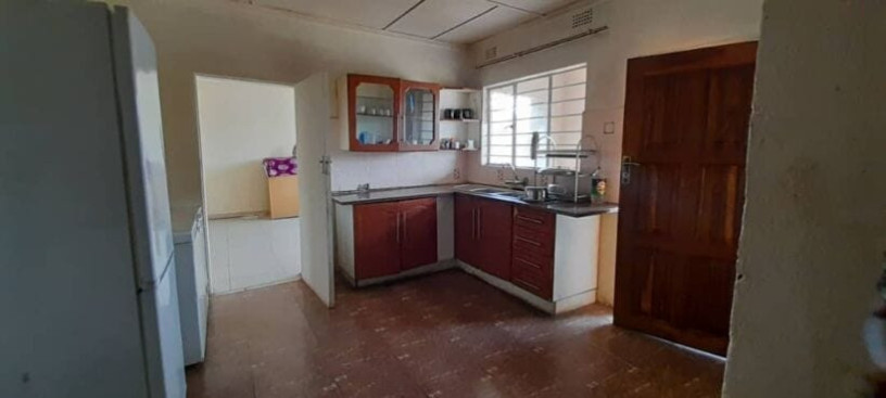 2-bedroom-flat-for-rent-in-barlaston-big-3