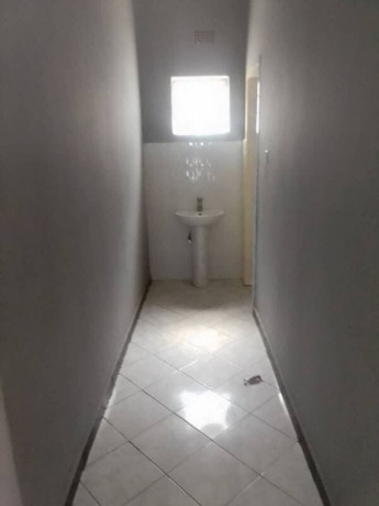 2-bedroom-flat-for-rent-in-olympia-big-2