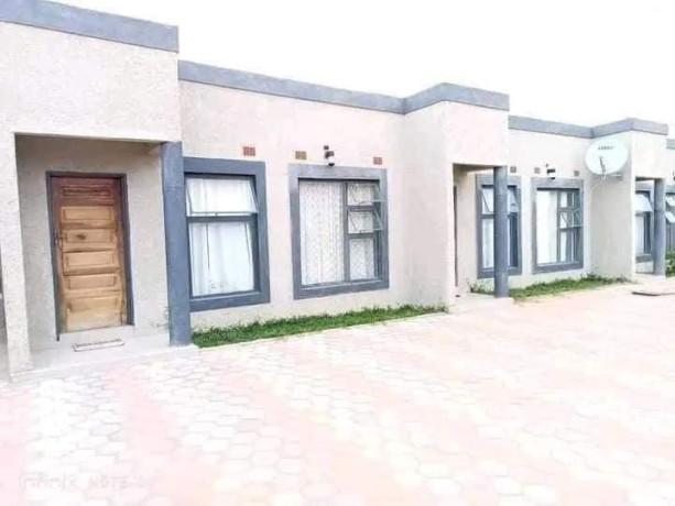 1-bedroom-flat-for-rent-in-libala-south-big-4