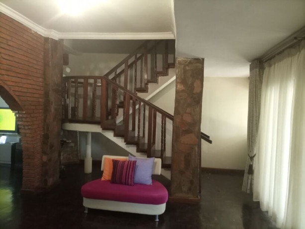 4-bedroom-house-for-rent-in-olympia-big-2