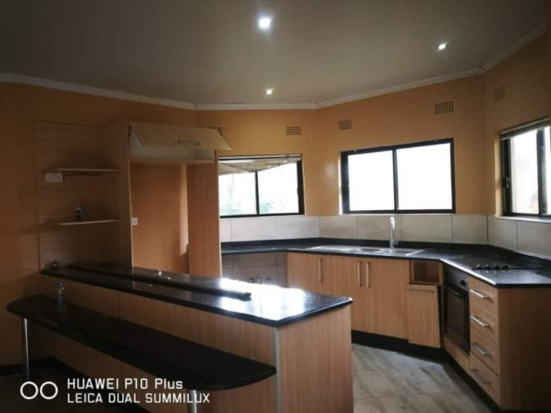 3-bedroom-house-for-rent-in-makeni-big-0