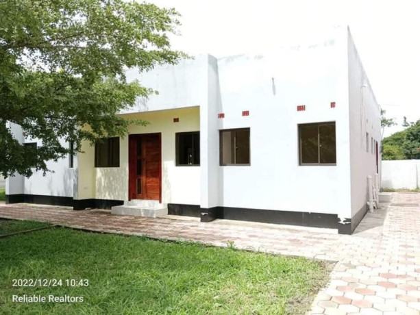 3-bedroom-house-for-rent-in-chalala-big-0