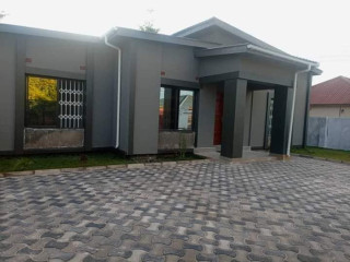 3-bedroom-for-rent-in-ibex-hill