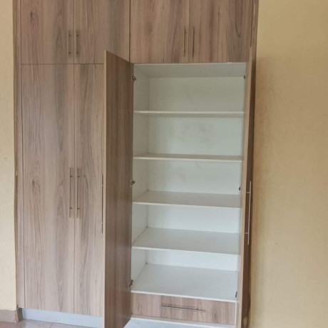 3-bedroom-flat-for-rent-in-chalala-big-9