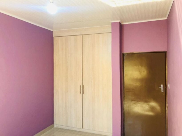2-bedroom-flat-for-rent-in-meanwood-ndeke-big-5