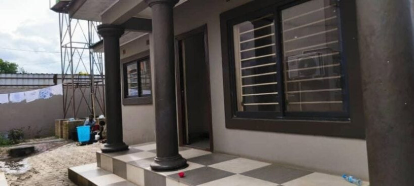 3-bedroom-flat-for-rent-in-chainama-big-1