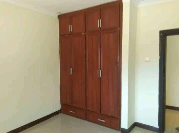 3-bedroom-flat-for-rent-in-makeni-bonaventure-big-4