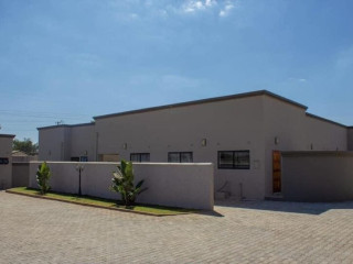 3-bedroom-flat-for-rent-in-ibex-hill