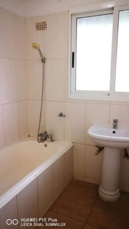 3-bedroom-flat-for-rent-in-rhodespark-big-2