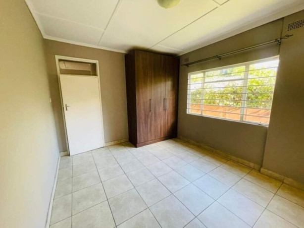 3-bedroom-house-for-rent-in-roma-big-6