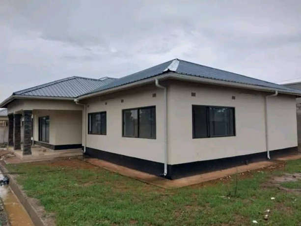 3-bedroomed-house-for-rent-in-makeni-big-0