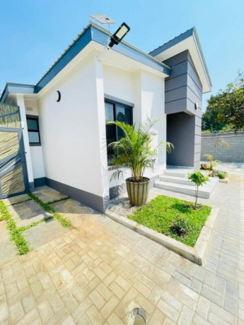 2-bedroom-apartment-for-rent-in-kabulonga-big-2