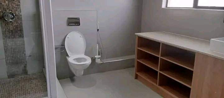 2-4-bedroom-fully-furnished-duplexs-for-rent-in-roma-park-big-9