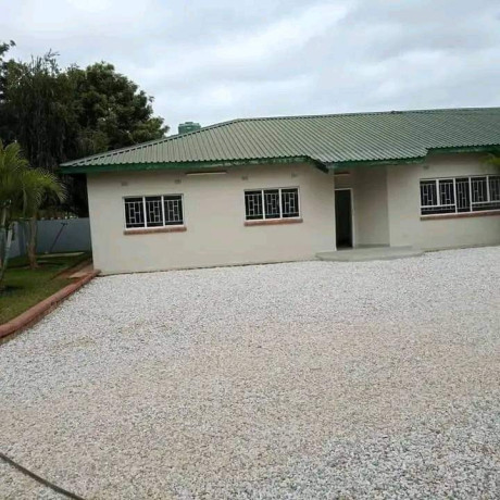 3-bedroom-flat-for-rent-in-makeni-bonaventure-big-0