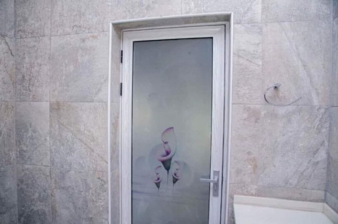 3-bedroom-flat-for-rent-in-chalala-big-5