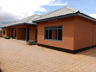 2-bedroom-flat-for-rent-in-lilayi