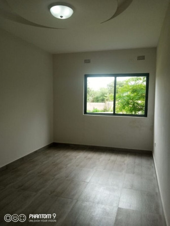 2-bedroom-flat-for-rent-in-ibex-hill-big-3